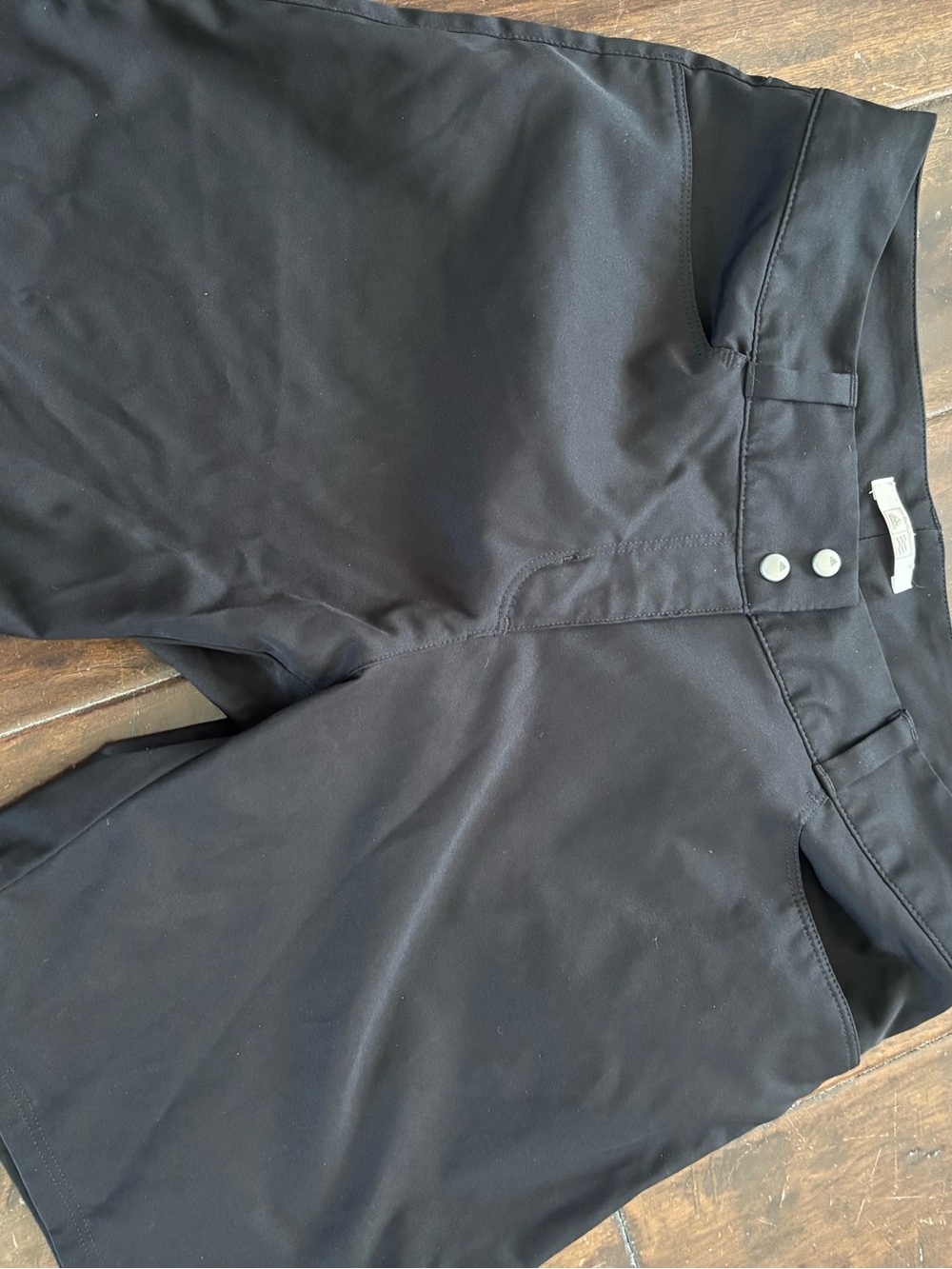 Adidas size 4 great condition Black High-Waist Shorts golf Bermuda athletic